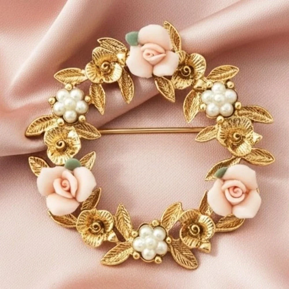 Vintage Gold Tone Pink Porcelain Rose Faux Pearl Wreath Brooch Floral Pin Co